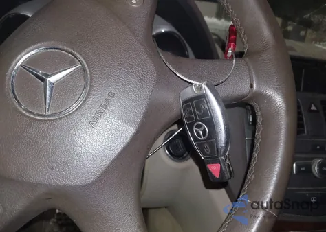 2011 Mercedes-Benz C 300 Luxury 4Matic/Sport 4Matic from USA, damaged, VIN WDDGF8BB8BR163199